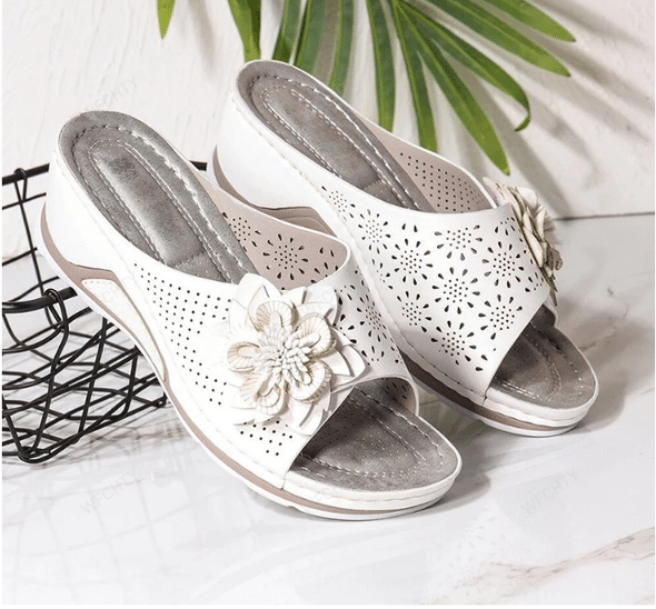 LILIA | Orthopedic Sandals